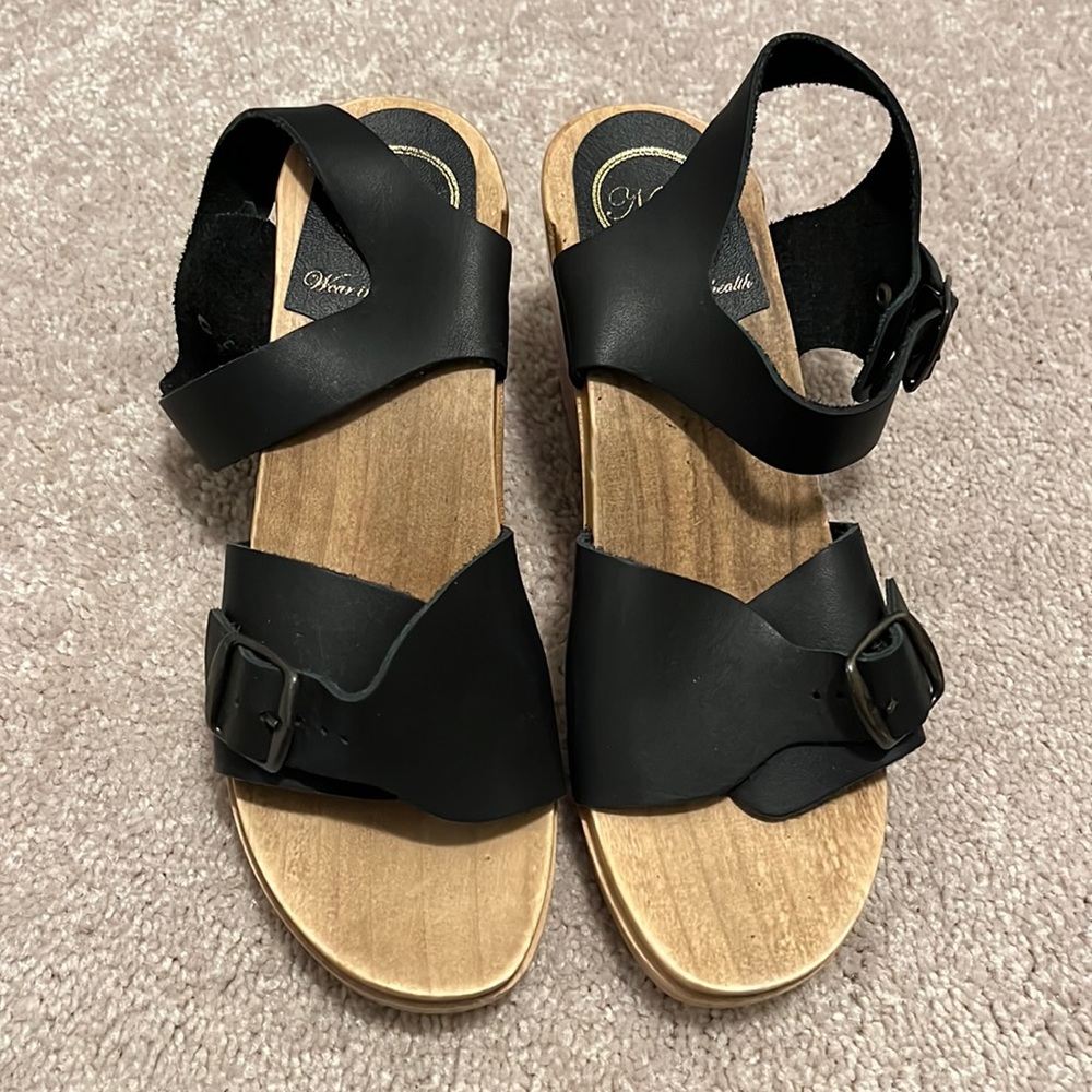 Size 37 No.6 Wedge clog sandals - never worn!!